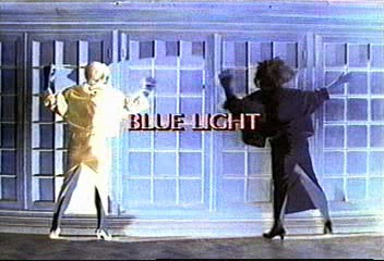 gilmourbluelight03 