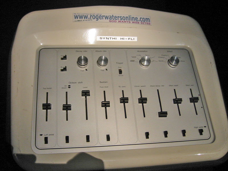 interstellar047 EMS Synthi Hi-Fli (utilis par Gilmour), Londres, 1973.