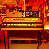 interstellar019 L'orgue Farsifa Duo de Rick Wright, utilis dans les annes 60-70.